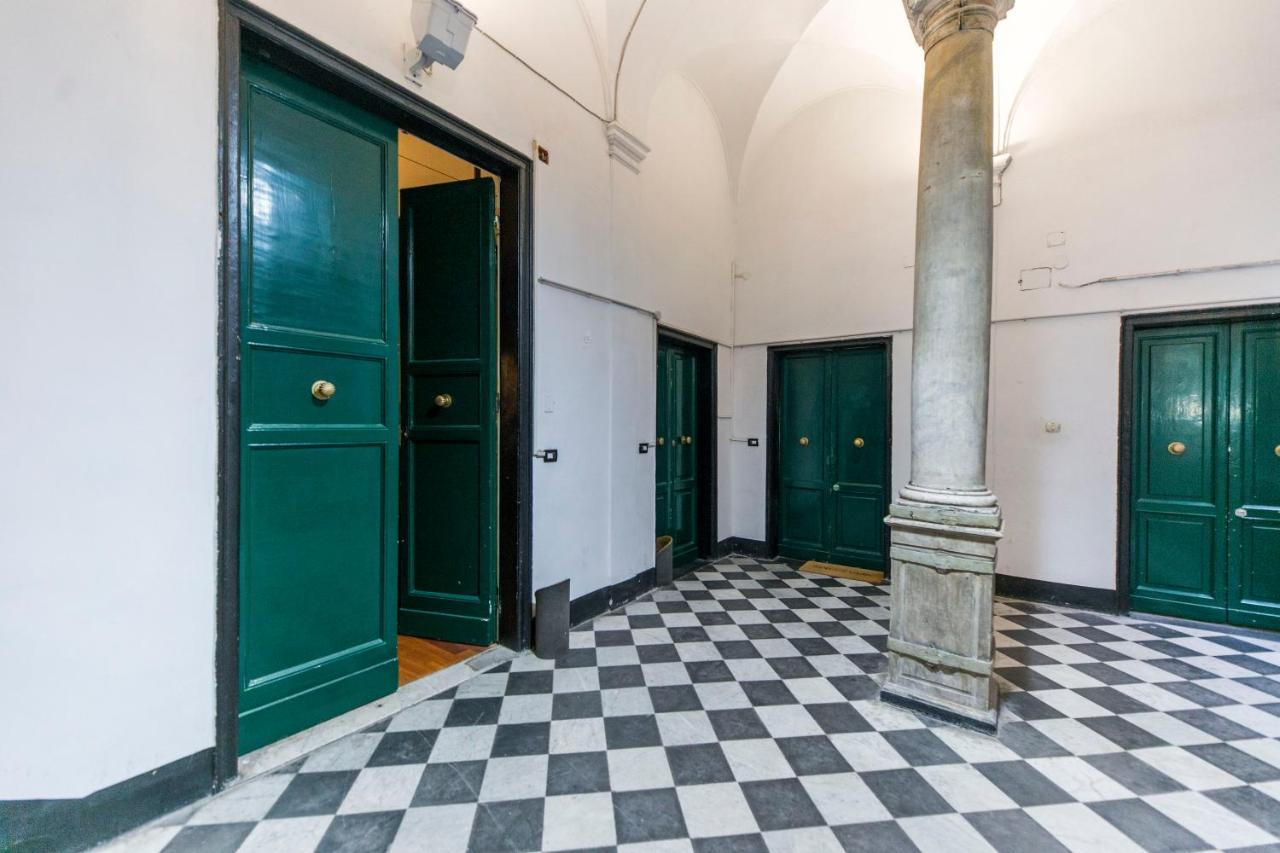 Carlo House By 24