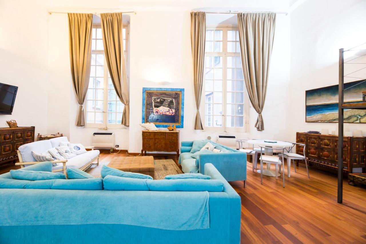 Appartamento Carlo House By 24 *